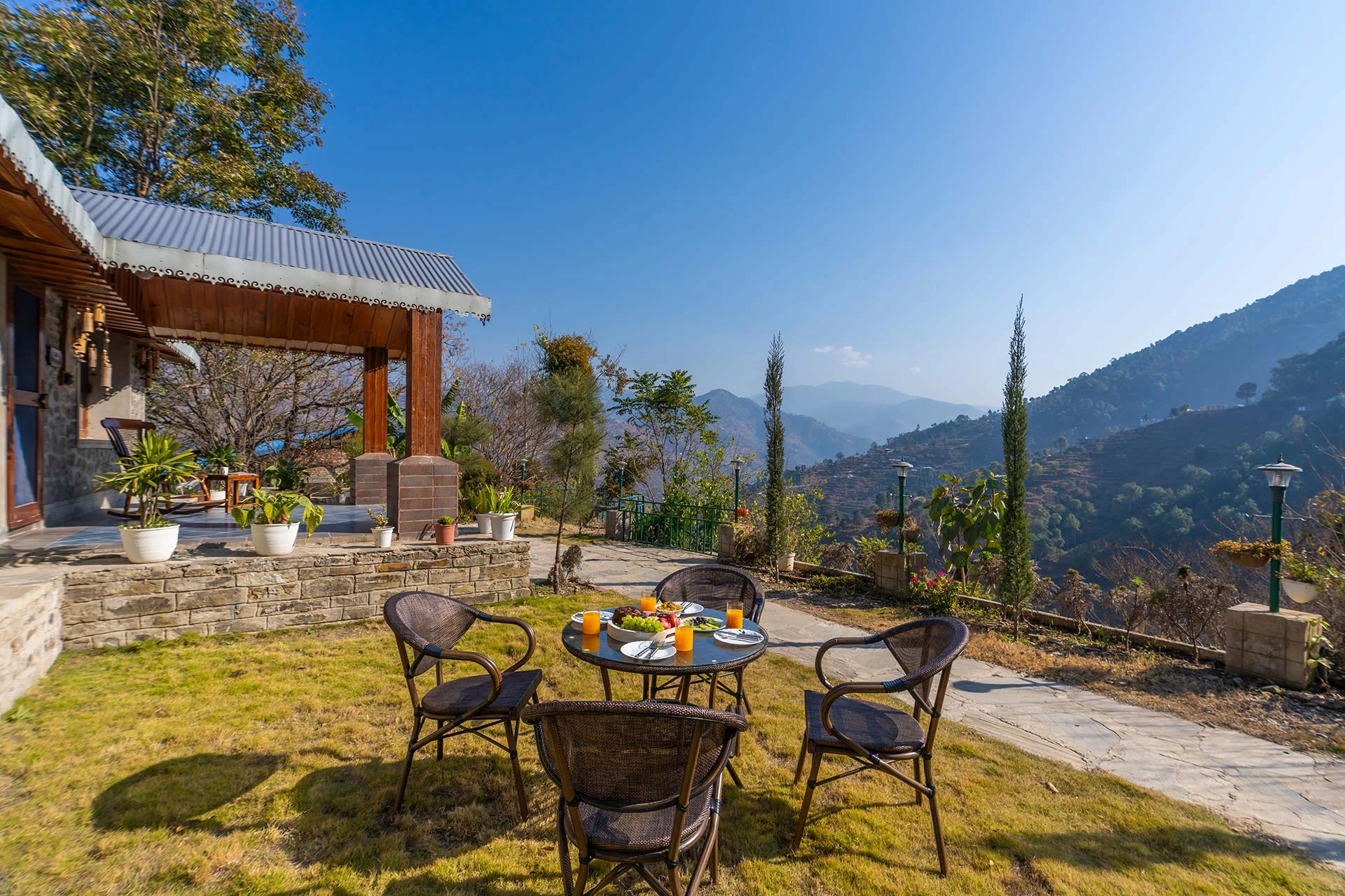 juneo-orchards-313669